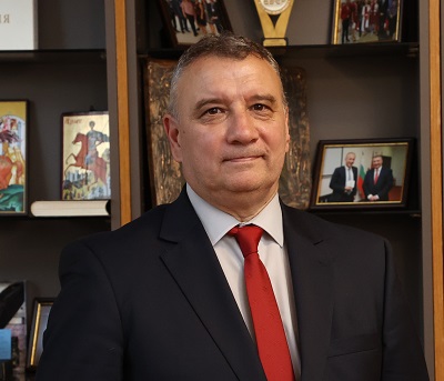 Ректорът проф. д-р Димитър Димитров: УНСС е марка за качество